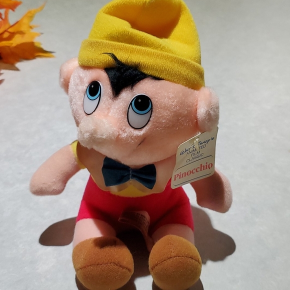 Walt Disney Vintage Animated Film Classic Plush - Picture 6 of 6